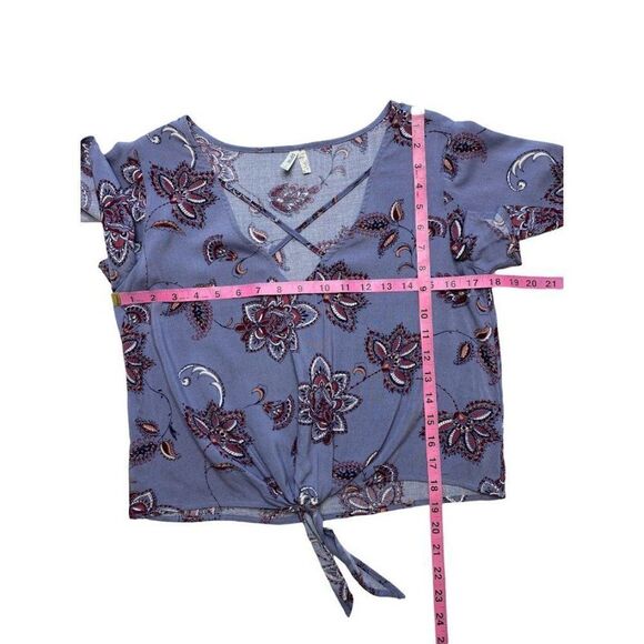 MUDD Blue Floral Paisely Cage Neckline Tie Waist Top sz Small - Picture 4 of 7